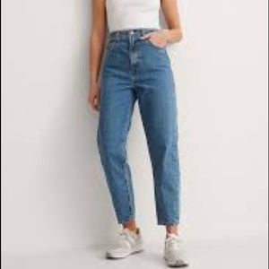 Levi’s High Loose Taper Jeans